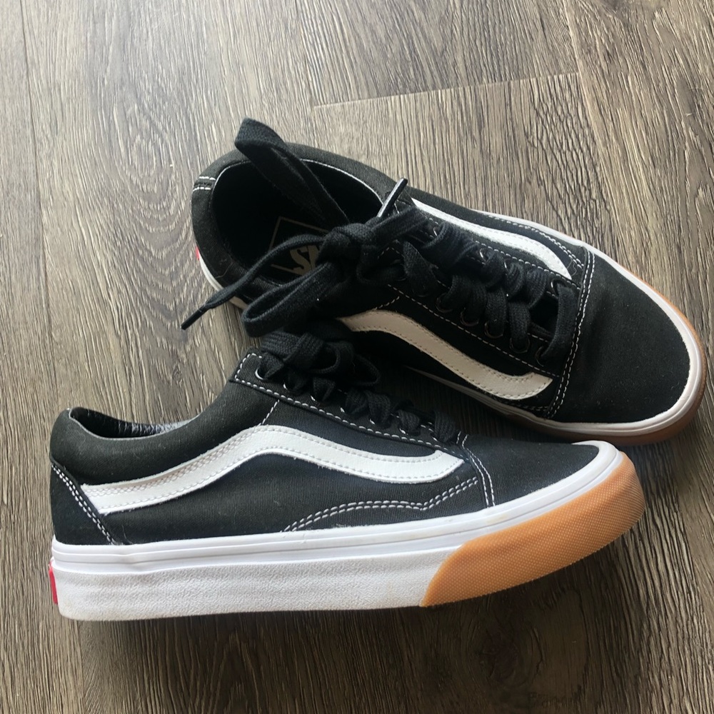 Black old Skool vans